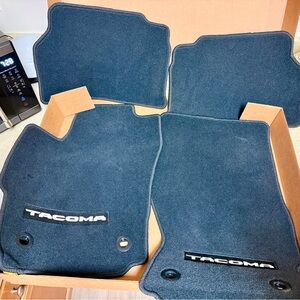 Toyota Tacoma Truck Floor Mats